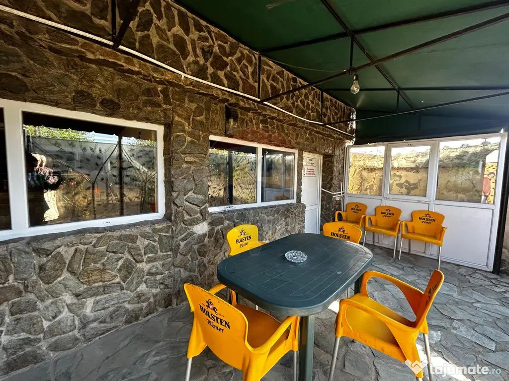 Casă / Vilă cu 3 camere de vânzare 