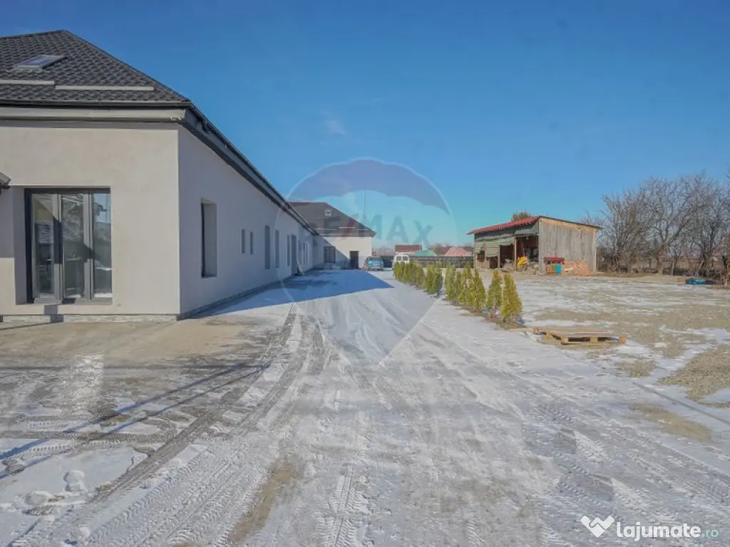 Hala moderna si incalzita | curte betonata | 2 niveluri |... 