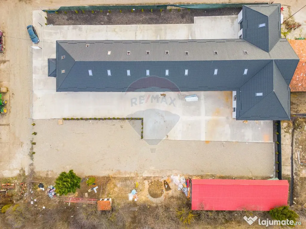 Hala moderna si incalzita | curte betonata | 2 niveluri |... 