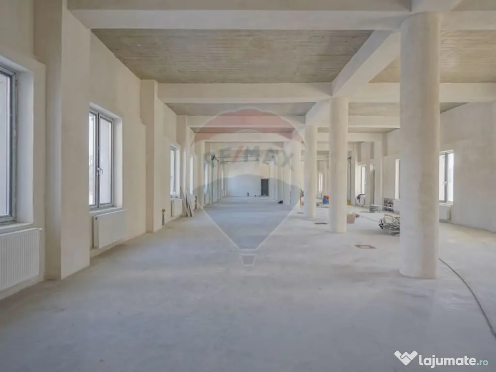 Hala moderna si incalzita | curte betonata | 2 niveluri |... 