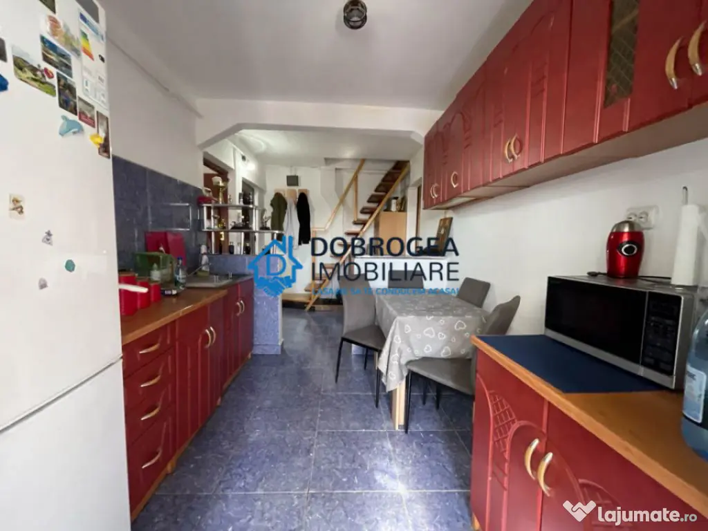 C5- Liceul Pedagogic, 2 camere + mansarda locuibila, central 