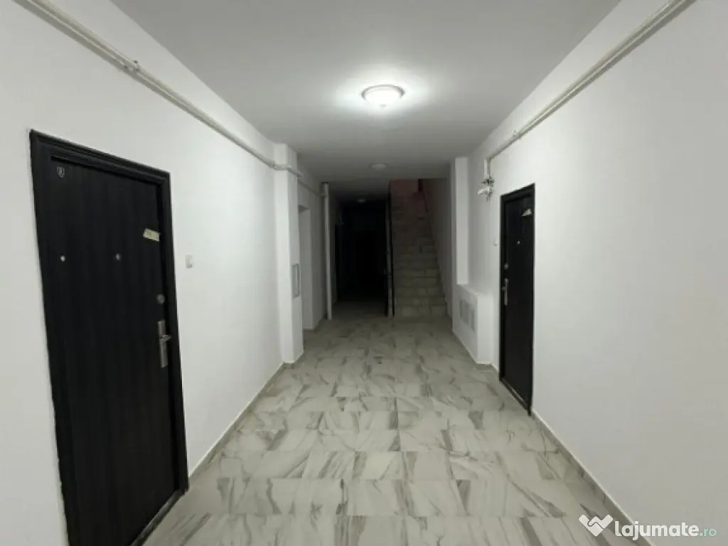 Apartament 3 camere 75 mp 