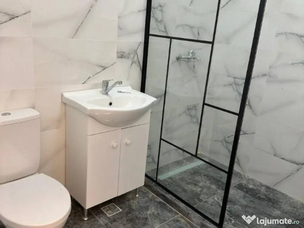 Apartament 3 camere 75 mp 