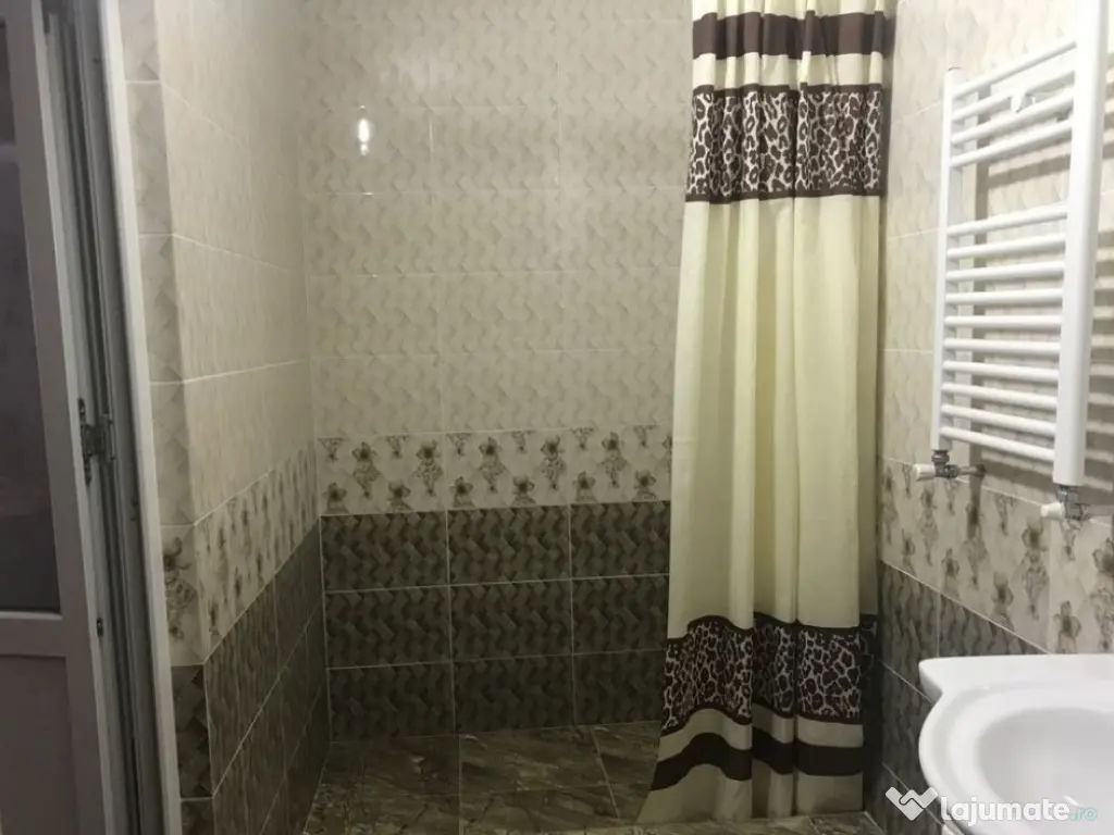 Garsoniera langa Metrou Costin Georgian 