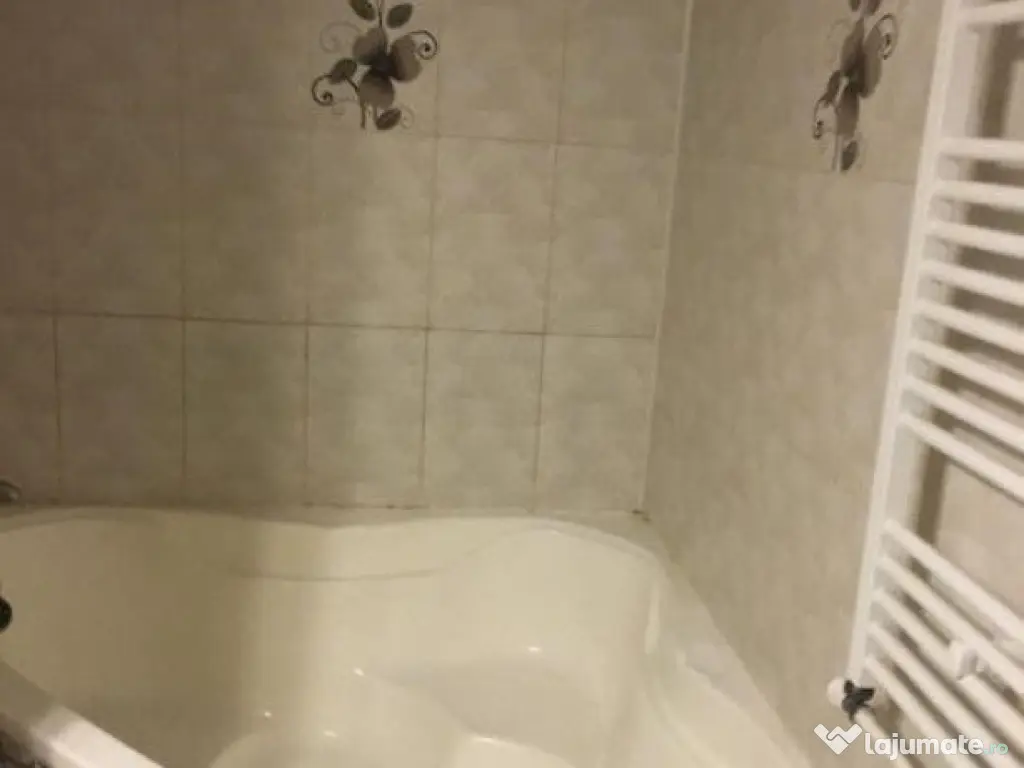 2 camere in zona Militari 