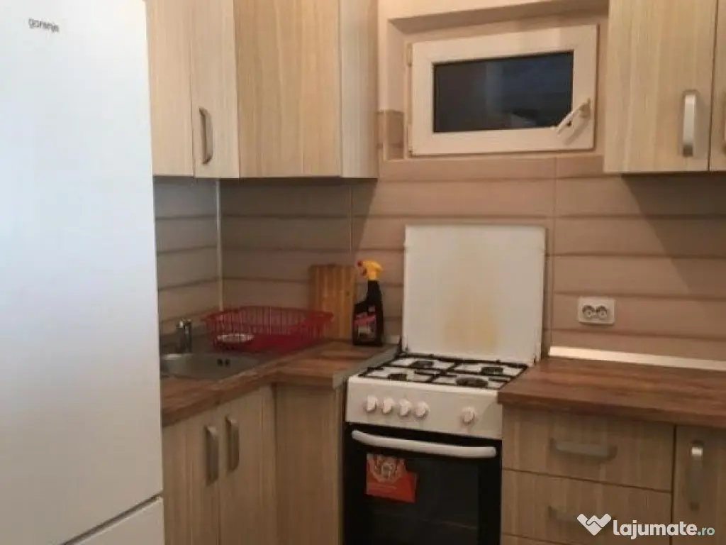 2 camere in zona Militari 