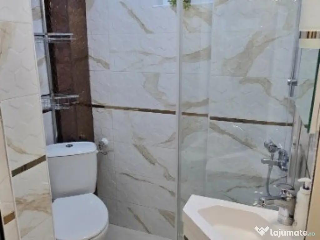 Apartament 3 camere zona Centrala 