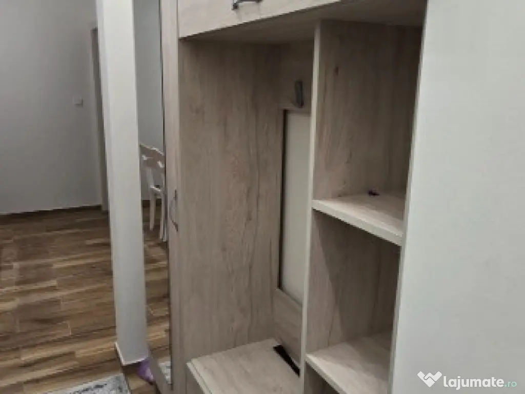 Apartament 3 camere zona Centrala 