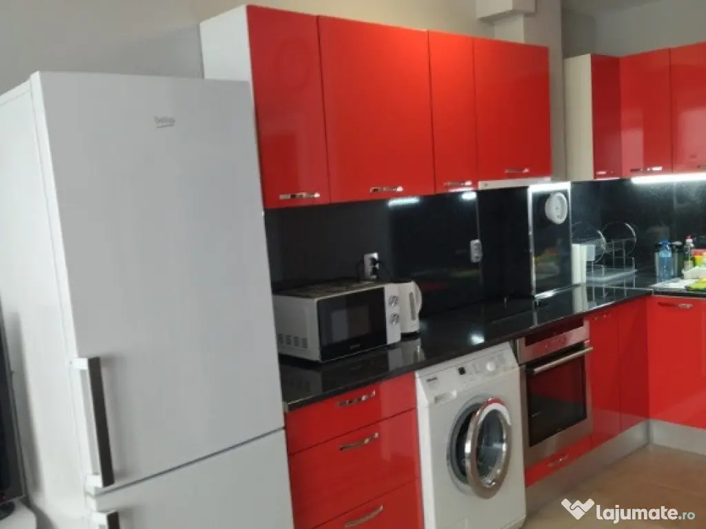 Apartament o camera zona Soarelui