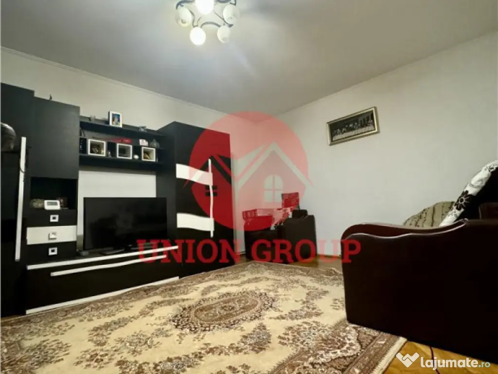 Casa foarte spatioasa D P 2E amplasare excelenta, str. N. Io