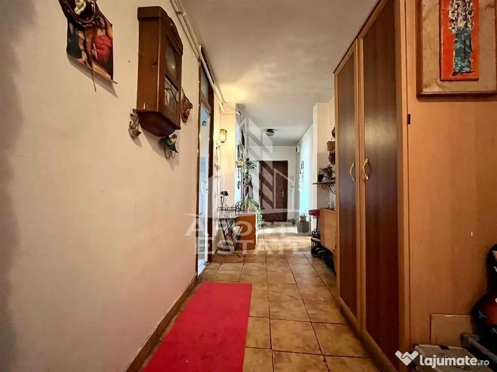 Apartament cu 4 camere, centrala proprie, zona Aradului 