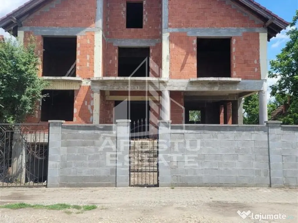 Casa individuala cu 10 camere, teren peste 1.100 mp, Frei... 