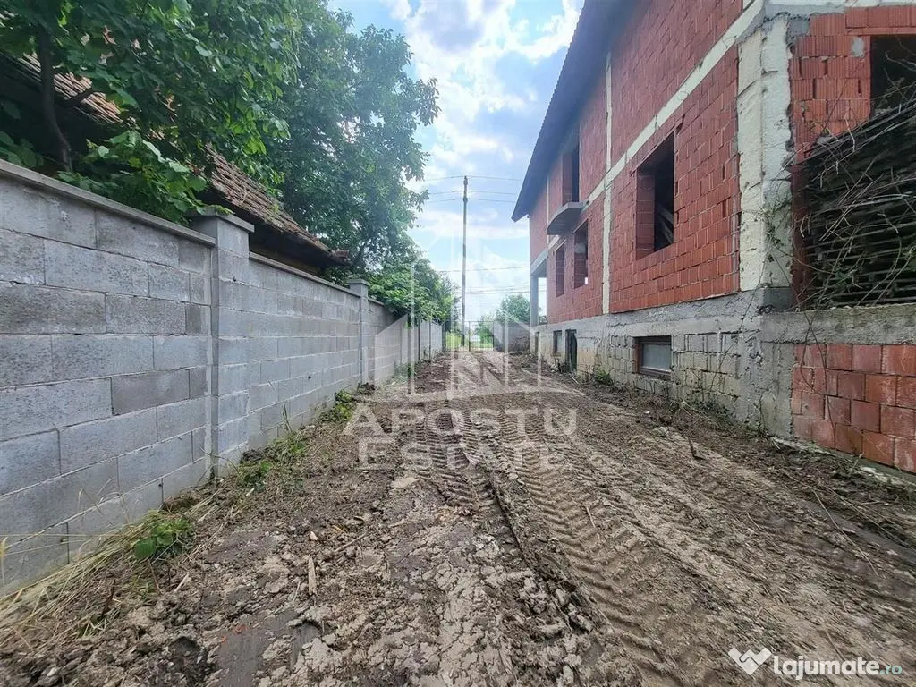 Casa individuala cu 10 camere, teren peste 1.100 mp, Frei... 
