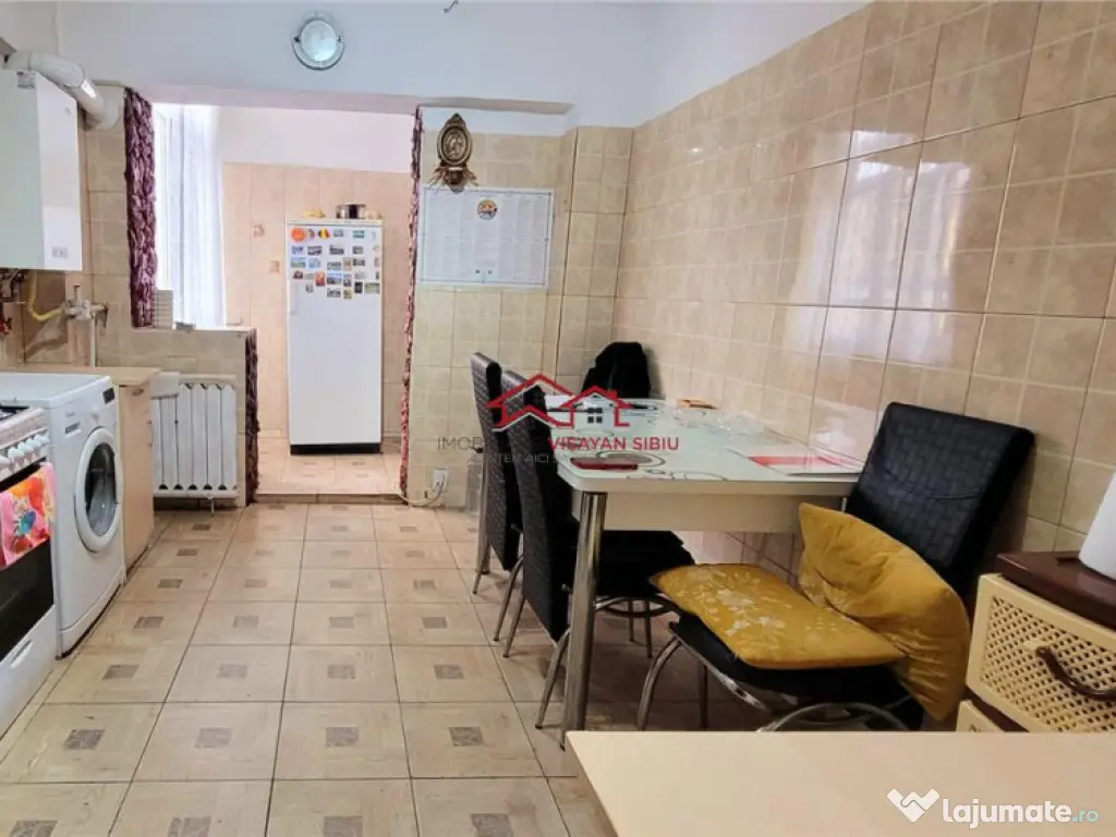 Apartament 4 camere, Sibiu, comision 0 