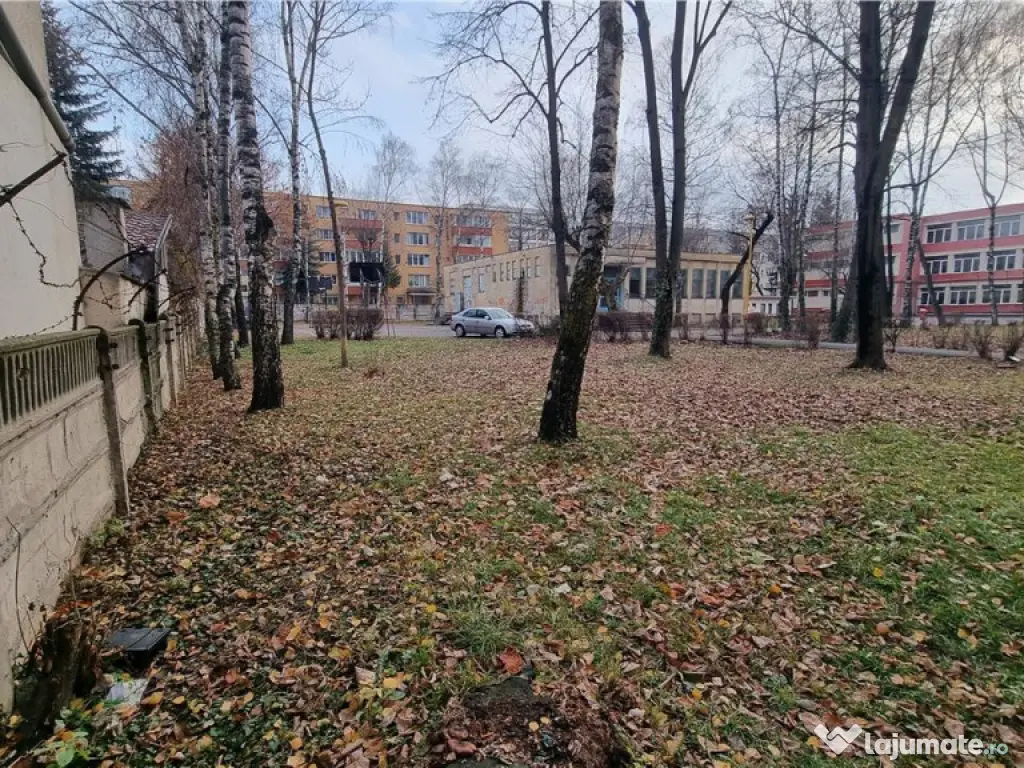 Teren intravilan construibil , zona Spitalul Judetean 