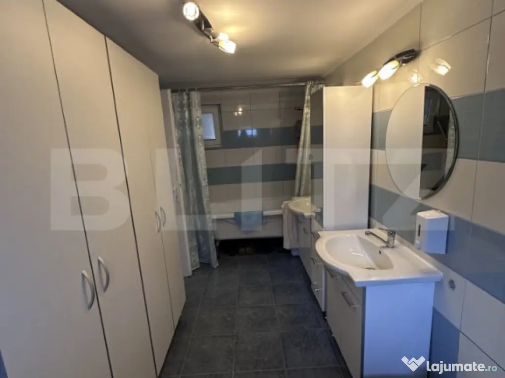 Casă de vânzare, zonă deosebită , teren generos,Săliș