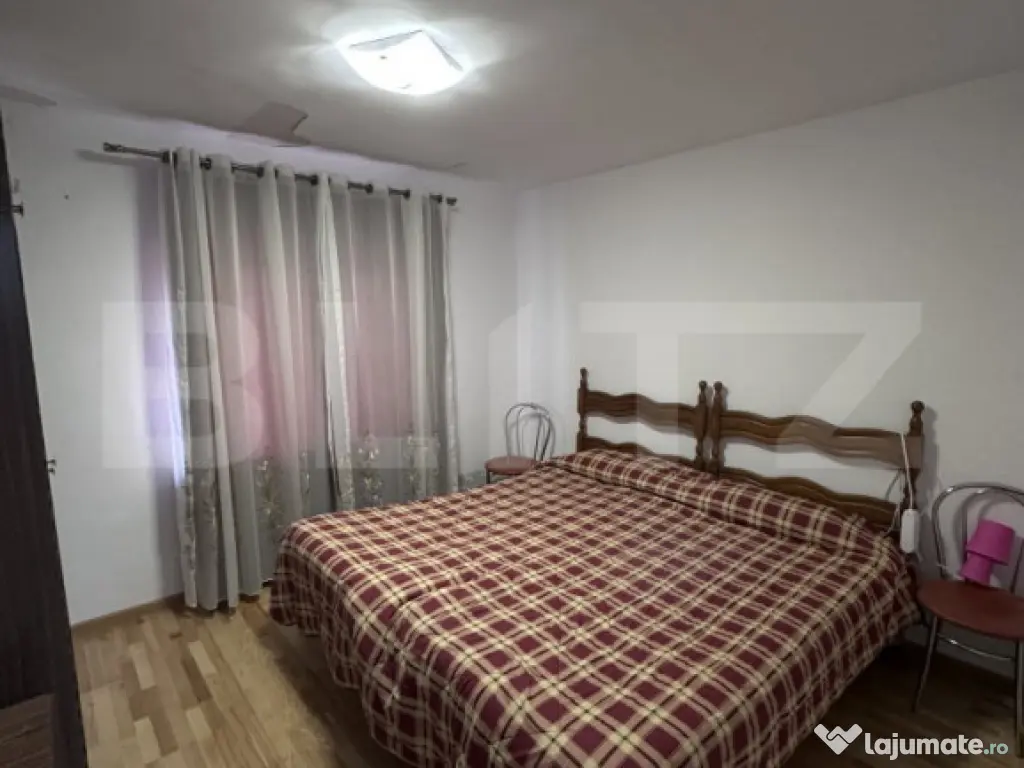 Casă de vânzare, zonă deosebită , teren generos,Săliș