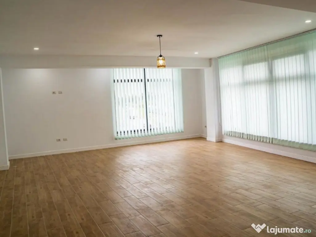 Spatiu de birou, 54 mp, Dornesti