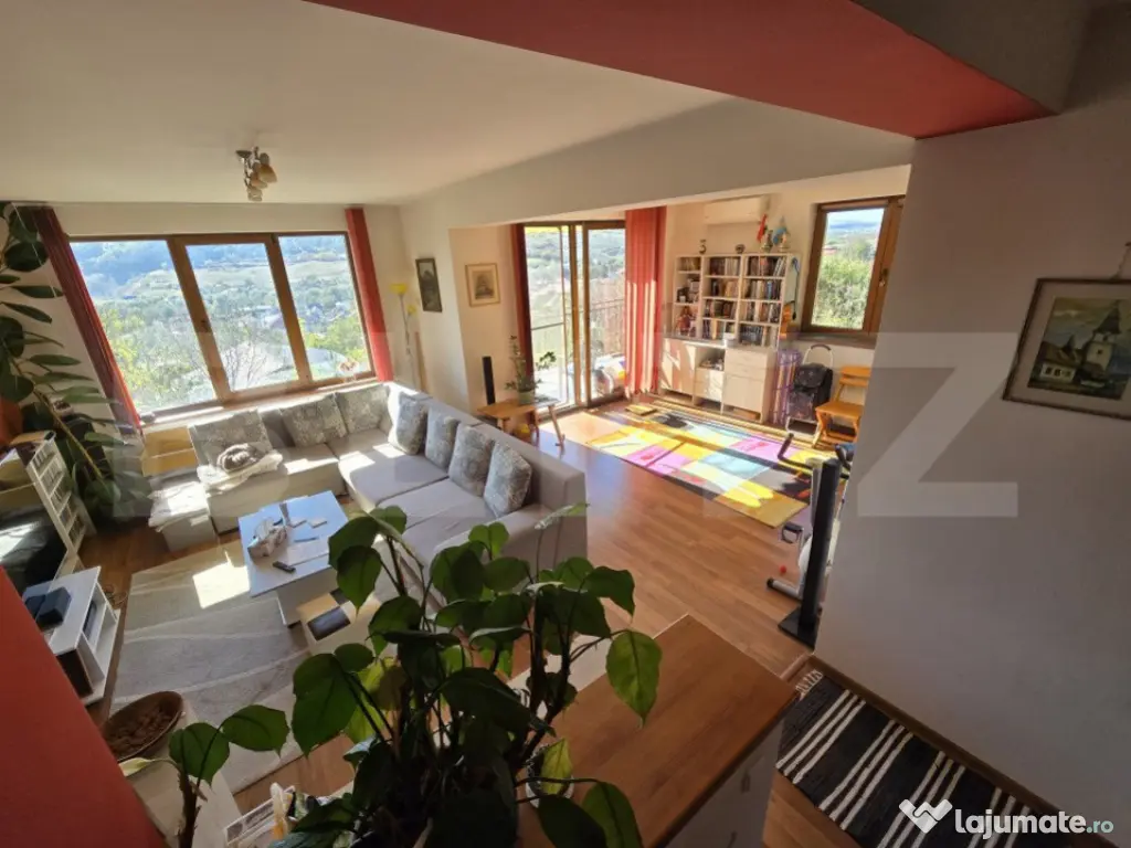 Casă cu 4 camere si apartament de 2 camere, 180mp utili vie