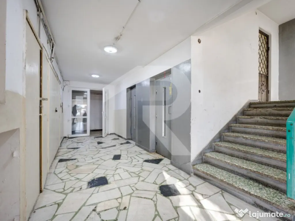 Garsoniera Turnu Măgurele etaj 6/9, mobilata-utilata, prima 