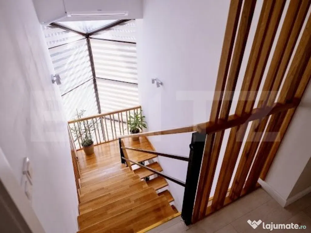 Vilă Modernă de Lux