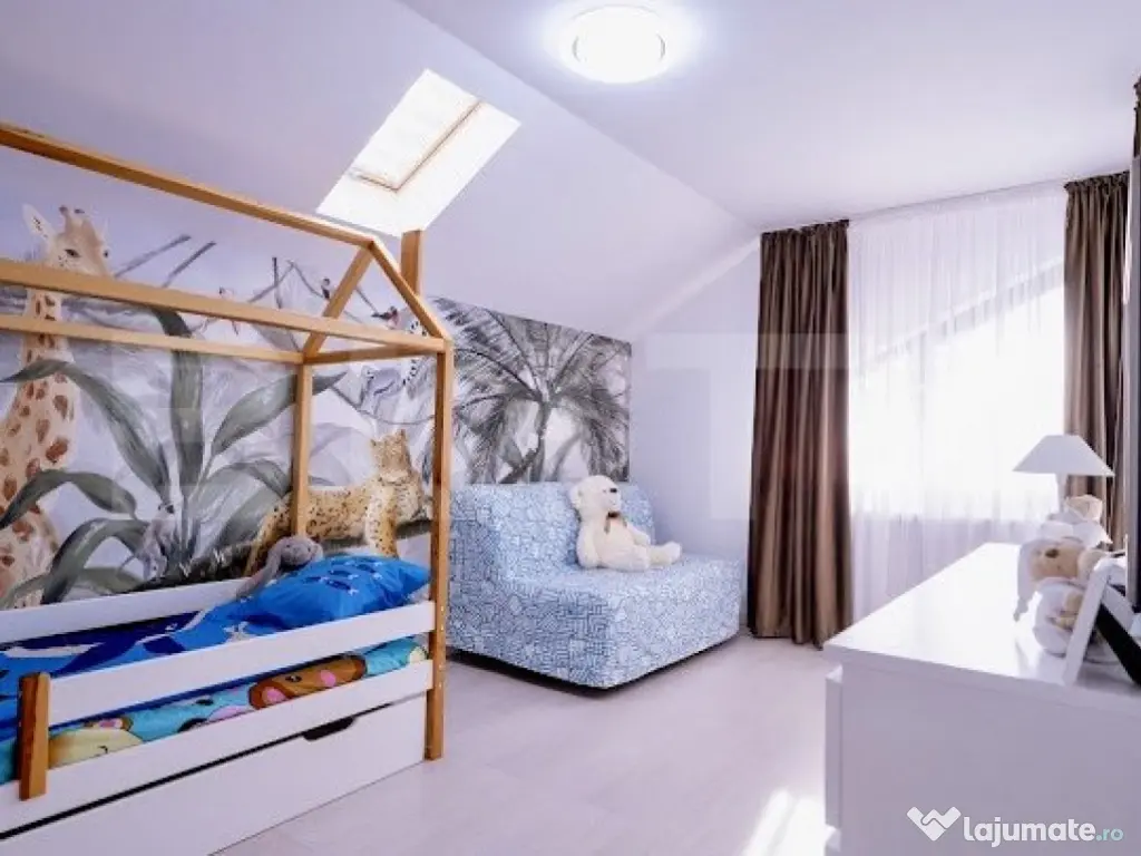 Vilă Modernă de Lux