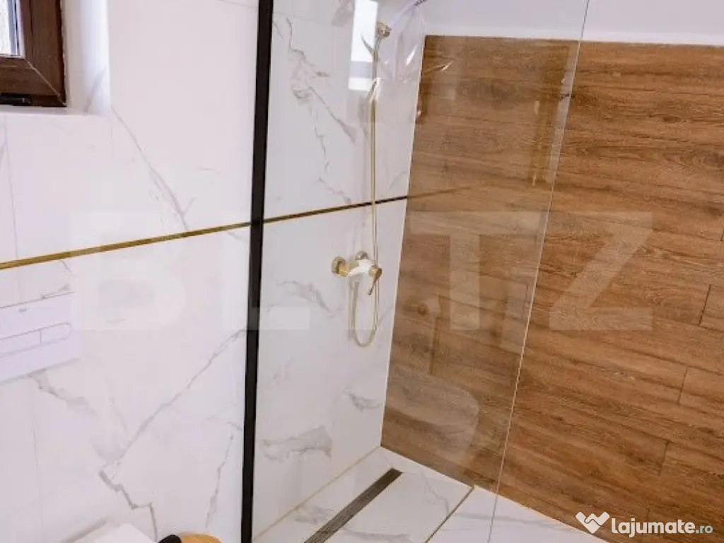 Vilă Modernă de Lux