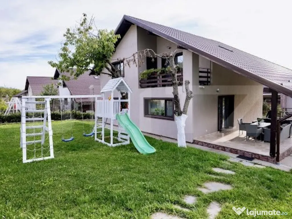 Vilă Modernă de Lux