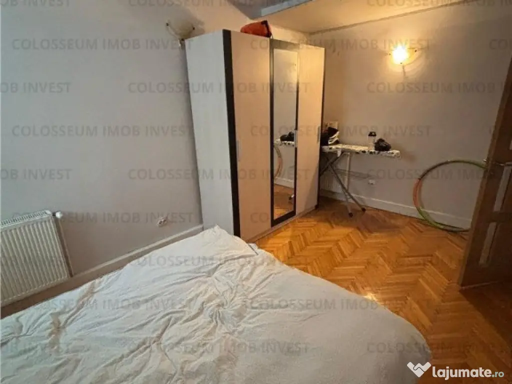 Casa cu 5 camere+garaj - zona Centrul Istoric