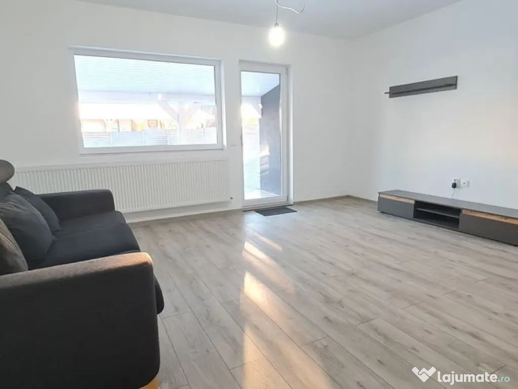 Casa semimobilata semiutilata in Cartier Izvor Tarlungeni... 