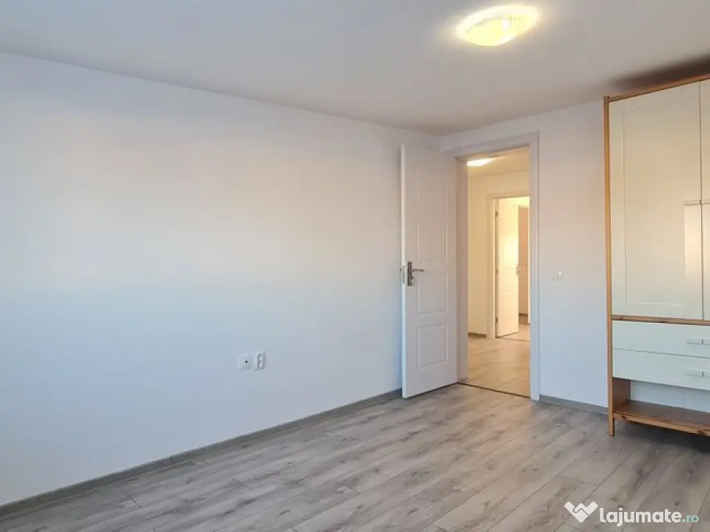 Casa semimobilata semiutilata in Cartier Izvor Tarlungeni... 