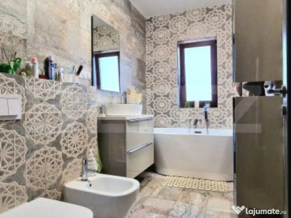 Duplex modern cu 4 camere, 150 mp utili, priveliste superba,