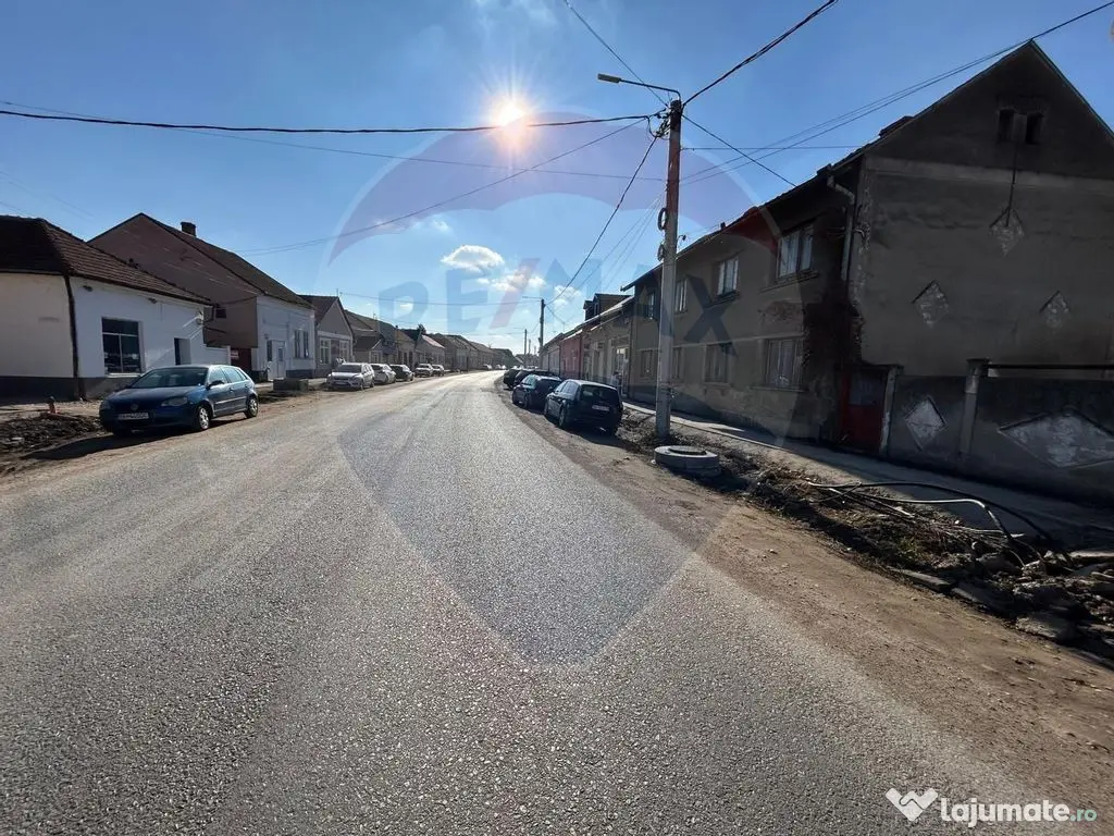 TEREN ULTRACENTRAL IN SALONTA 