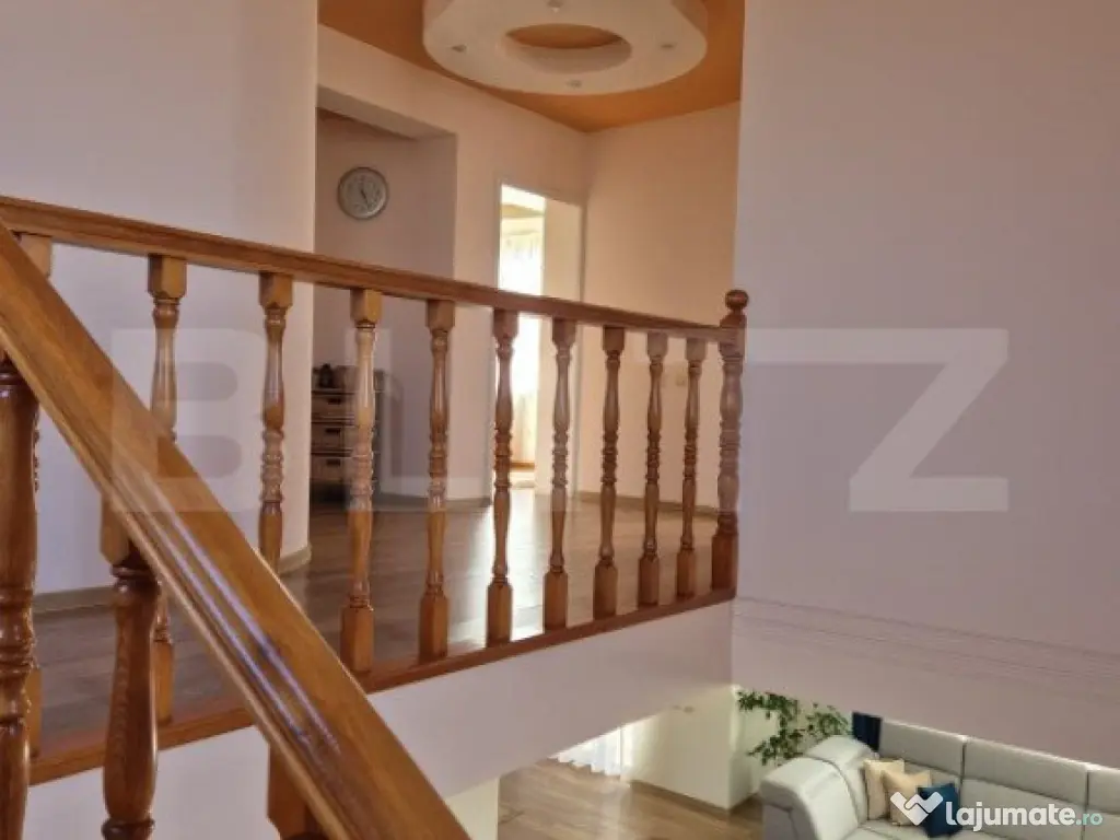 Vila superba de vanzare in zona Livezeni cu priveliste deose