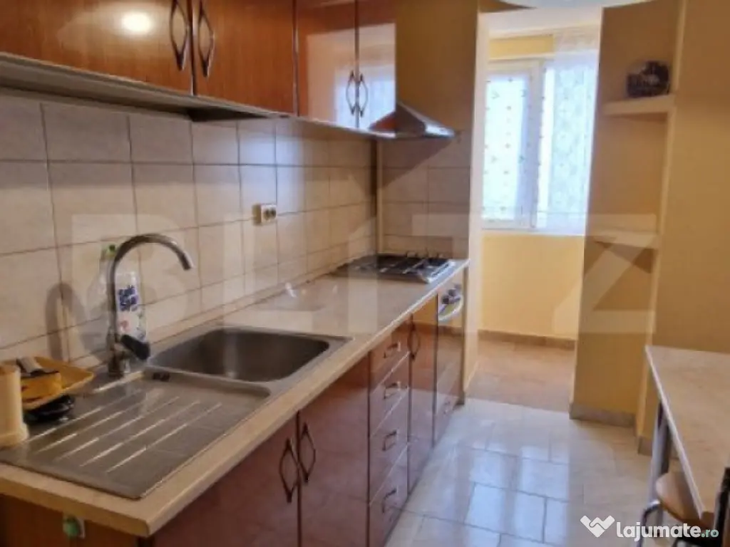 Apartament 3 camere, 64,25 mp, decomandat, etaj 1, zona-Iuli