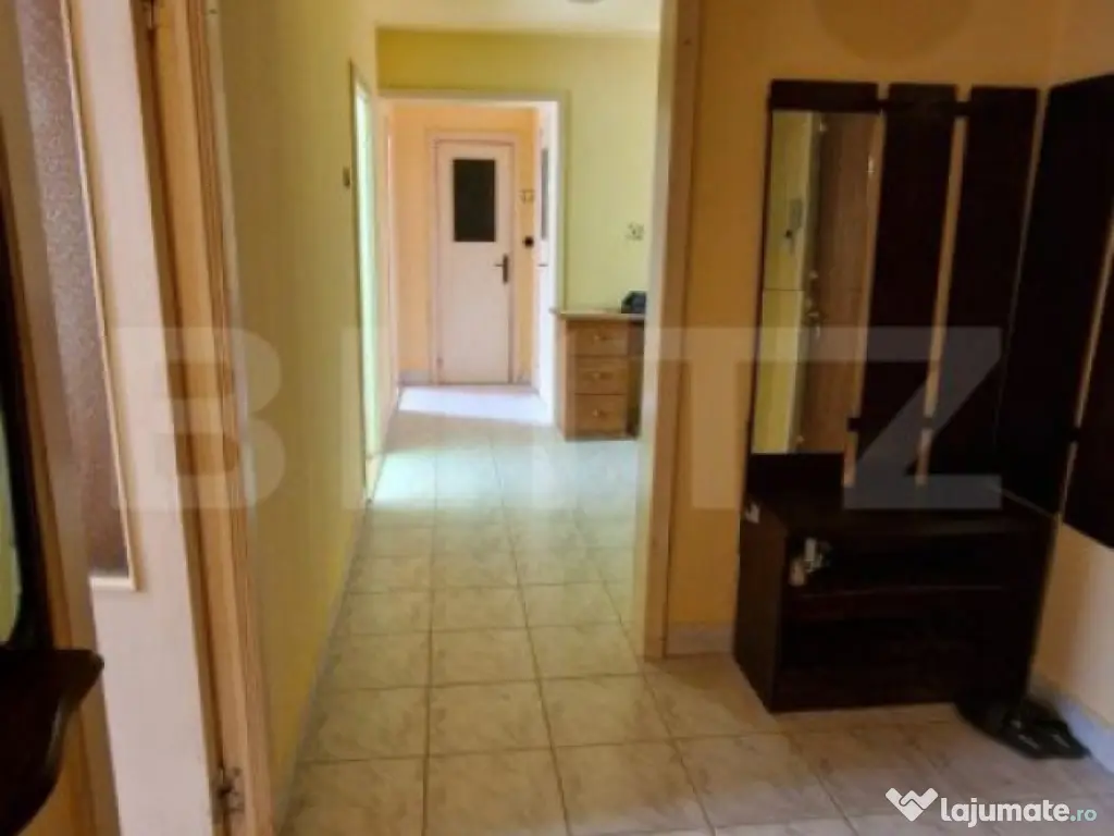 Apartament 3 camere, 64,25 mp, decomandat, etaj 1, zona-Iuli