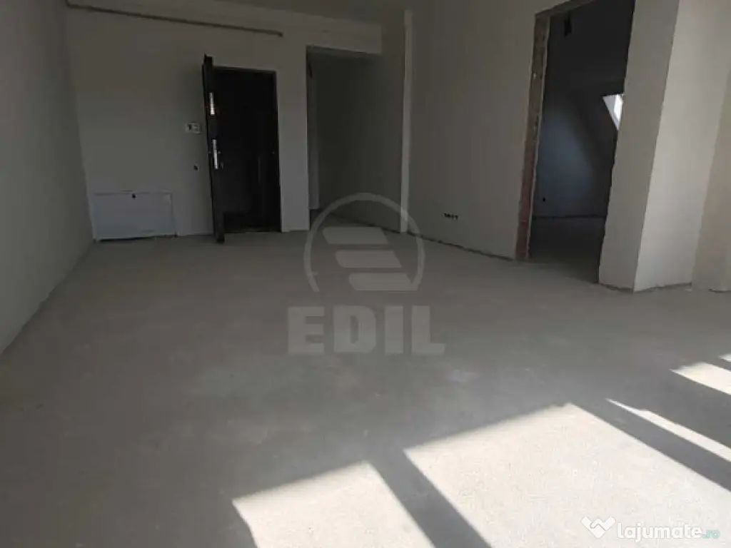 Apartament cu 3 camere si 2 bai,semifinisat, zona Cetatii 