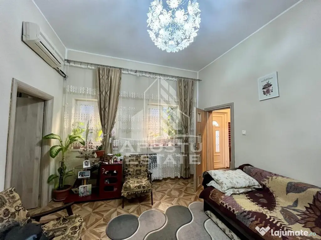 Apartament 2 camere, curte comuna,zona Traian 