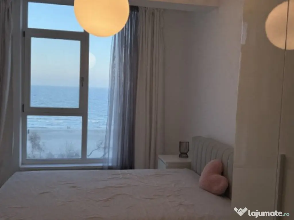 Alezzi Beach - Apartament 3 camere -frontal mare-garaj 