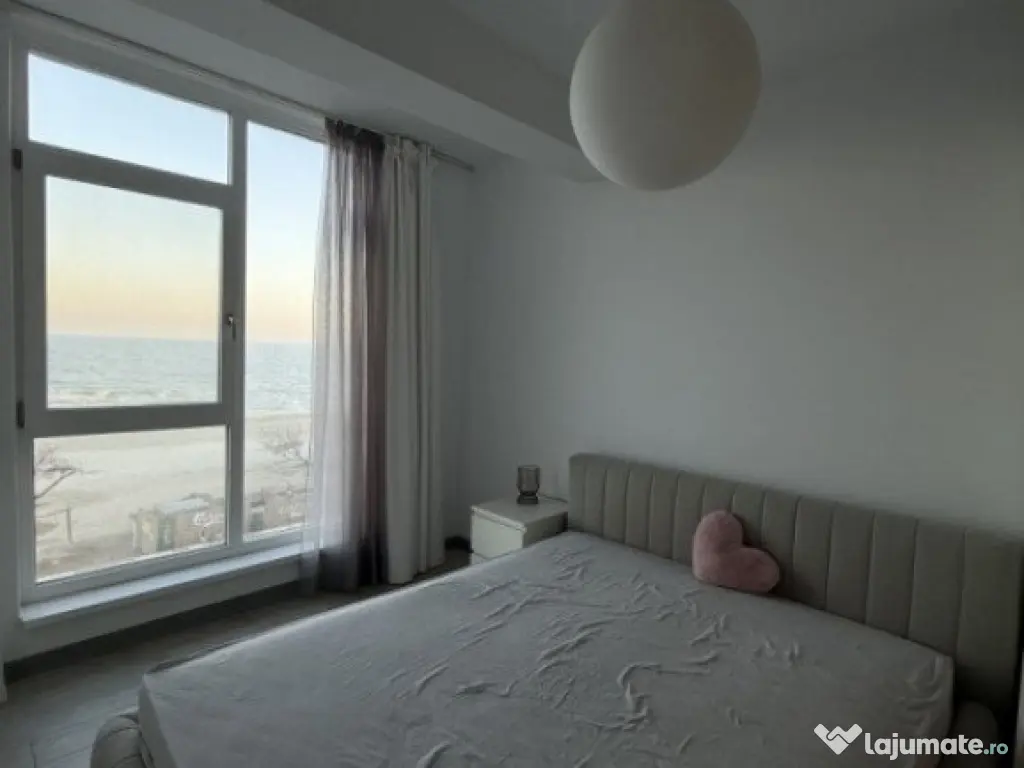 Alezzi Beach - Apartament 3 camere -frontal mare-garaj 