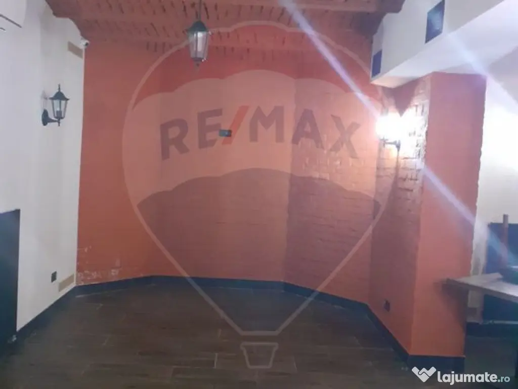 Casă D+P+E+M | 827 mp utili, 5 locuri parcare, Regina Maria 