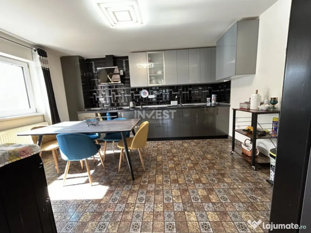 Casa de vanzare, parter 4 camere, garaj, 1424mp teren - Buci