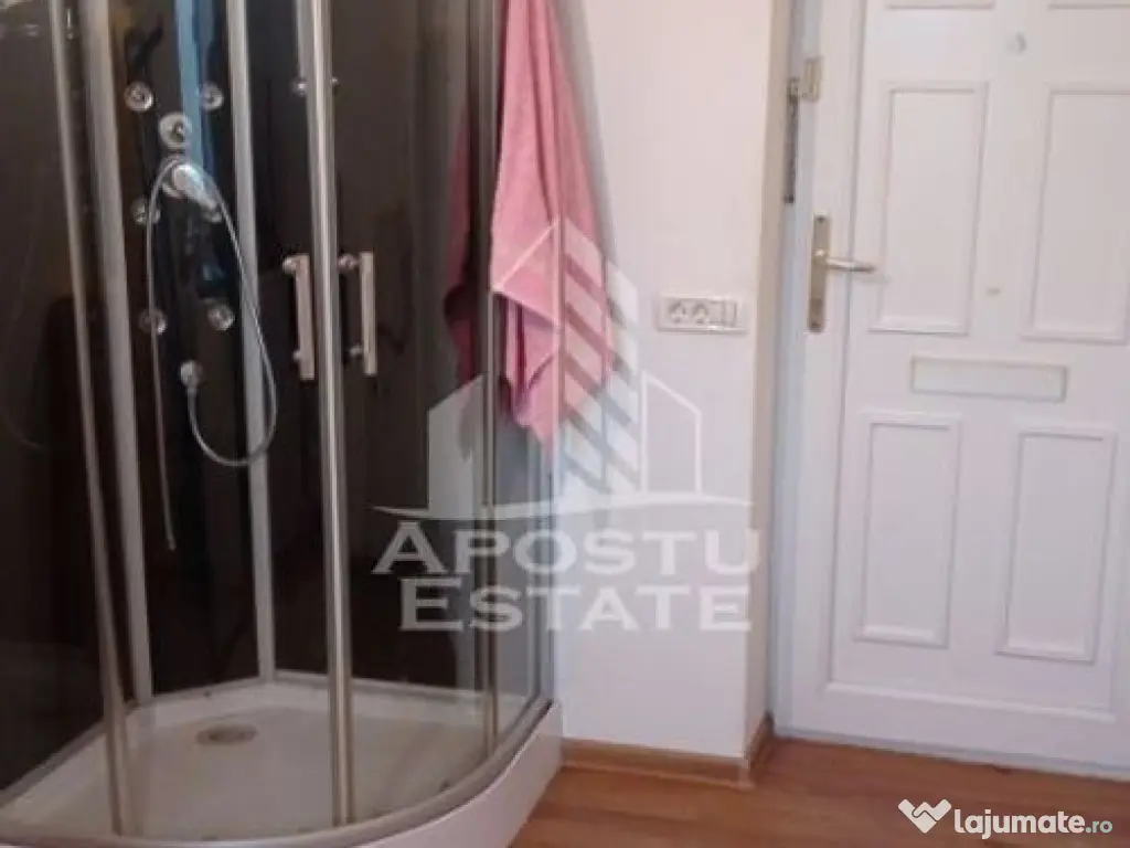 Garsoniera situata in zona Take Ionescu