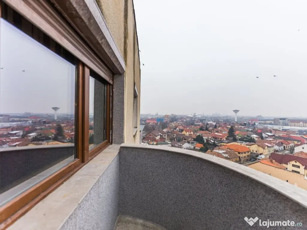 Apartament panoramic cu 3 camere- Intim, Arad