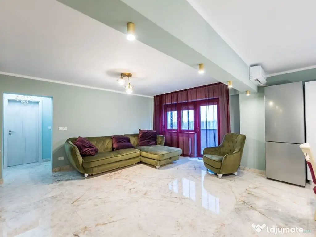 Apartament panoramic cu 3 camere- Intim, Arad