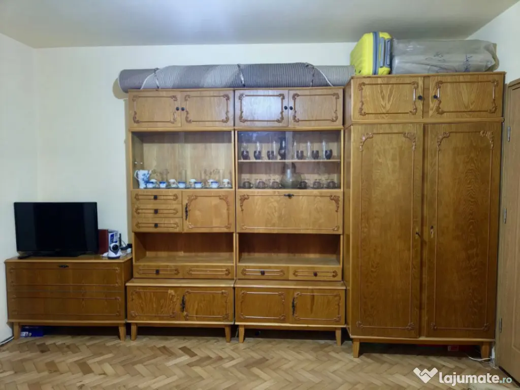 Apartament 2 camere bloc caramida etaj 1 