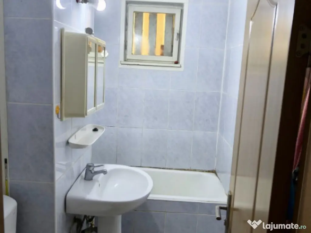 Apartament 2 camere bloc caramida etaj 1 