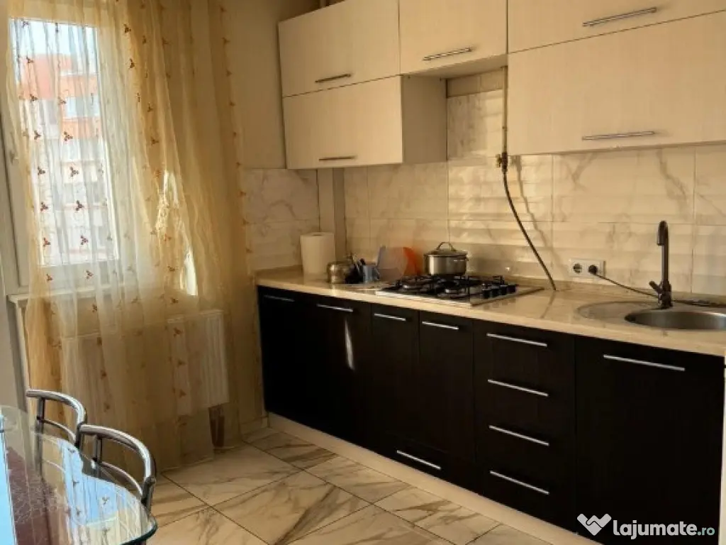 Apartament cu 2 camere in zona Schei