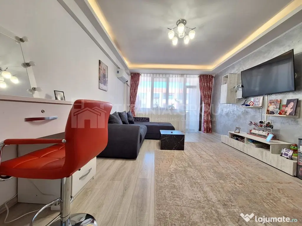 Apartament 2 camere decomandat, spatios, Coresi Isaran 