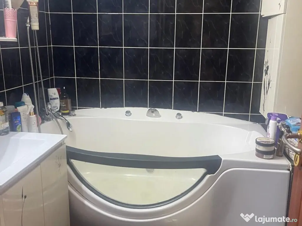 APARTAMENT 3 CAMERE DECOMANDAT, RAHOVA, DE VANZARE 